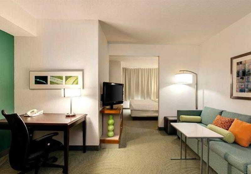 Springhill Suites Indianapolis Carmel Exterior foto